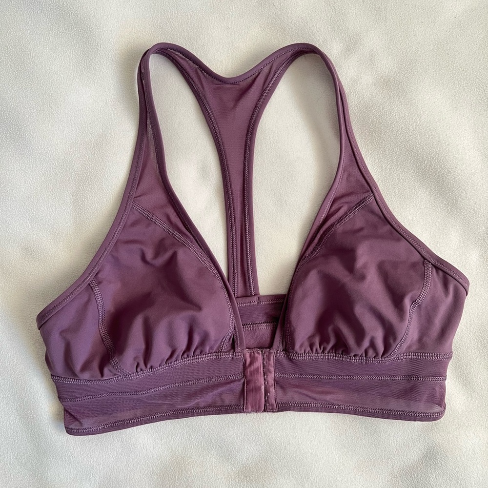 Lululemon sports bra medium light support size 10